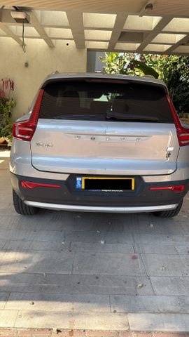 וולוו XC40