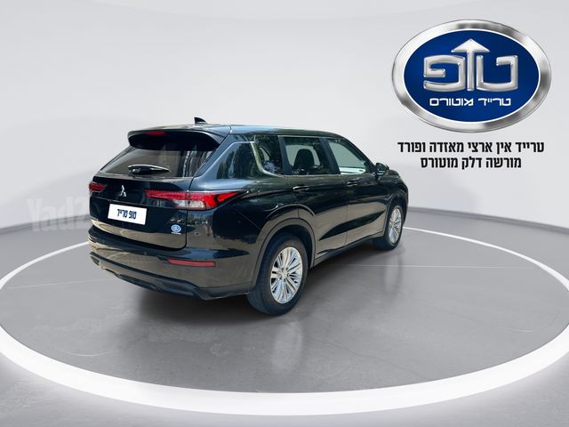 מיצובישי אאוטלנדר