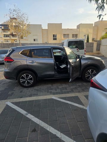 ניסאן אקס טרייל
