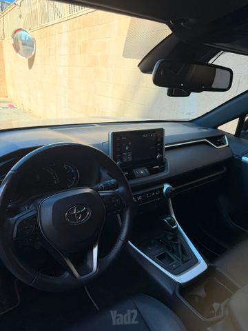 טויוטה RAV4