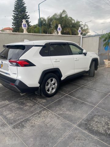 טויוטה RAV4