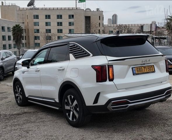 קיה סורנטו