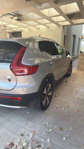 וולוו XC40