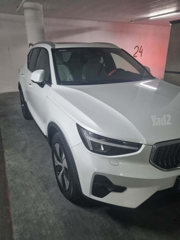 מודעת רכב וולוו XC40