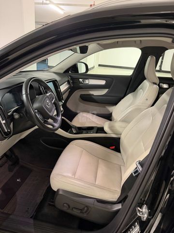 וולוו XC40