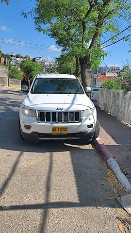 ג'יפ גרנד צ'ירוקי