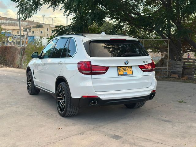 ב מ וו X5