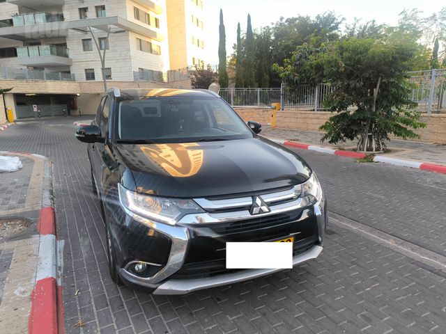 מודעת רכב מיצובישי אאוטלנדר
