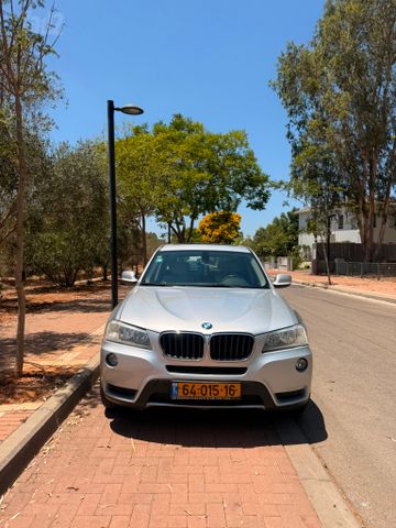 ב מ וו X3