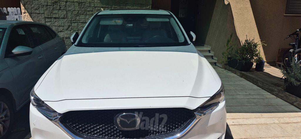 מודעת רכב מאזדה CX-5