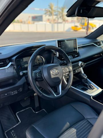 טויוטה RAV4