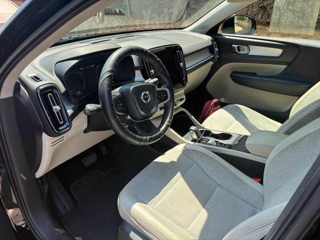 וולוו XC40