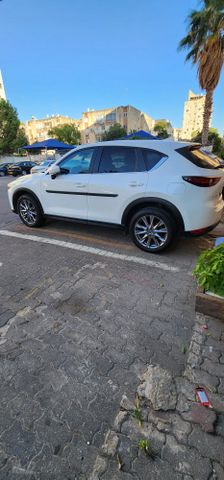 מודעת רכב מאזדה CX-5