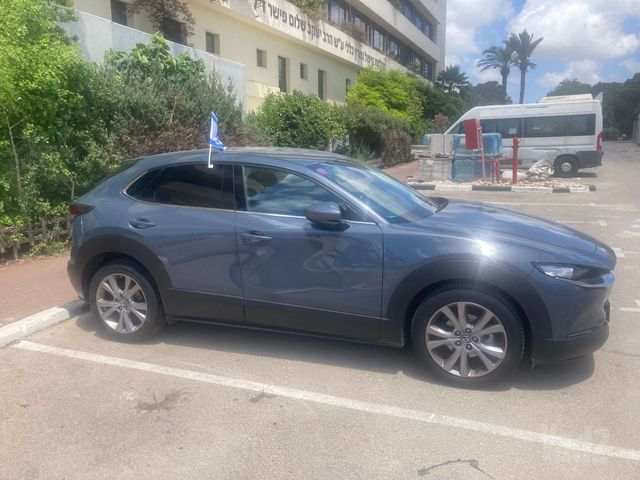 מאזדה CX-30