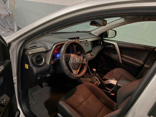 טויוטה RAV4