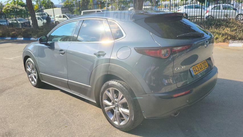 מאזדה CX-30