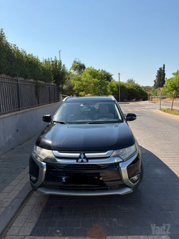 מיצובישי אאוטלנדר