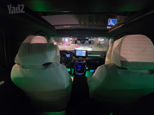 טויוטה RAV4