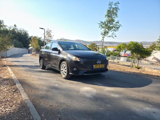 יונדאי אקסנט i25