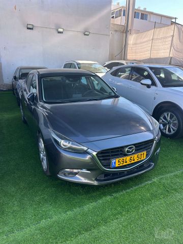 מודעת רכב מאזדה 3