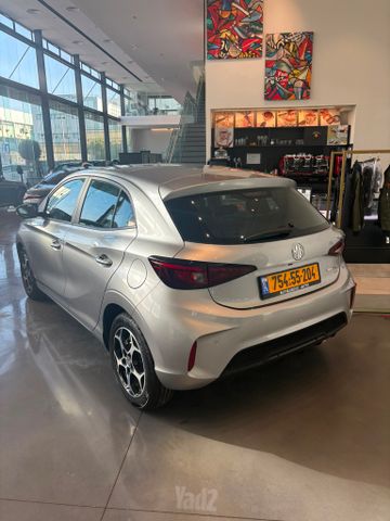 אם ג'י MG3