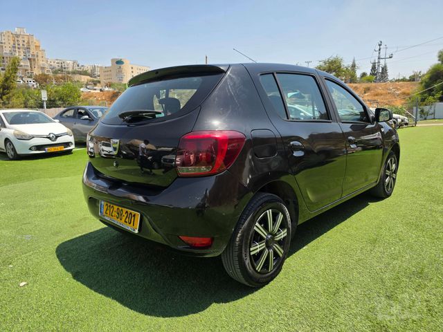 מודעת רכב דאצ'יה סנדרו 1