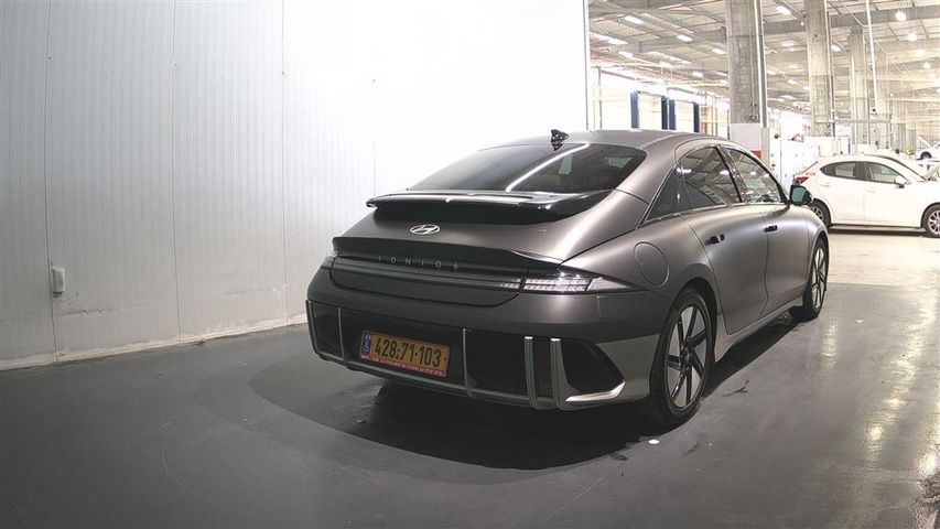 יונדאי איוניק 6