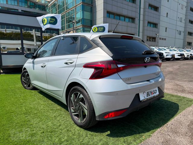 יונדאי i20