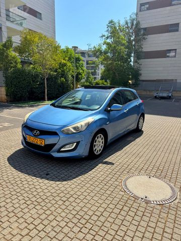 יונדאי i30
