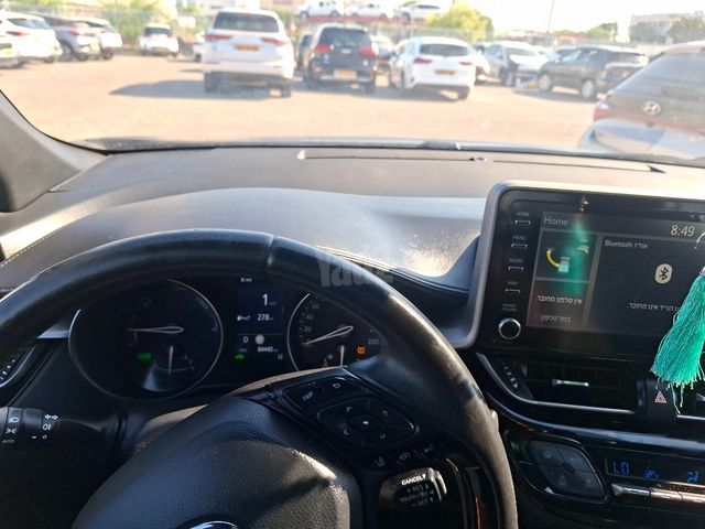 טויוטה C-HR