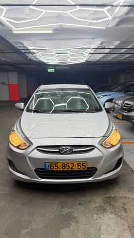יונדאי אקסנט i25