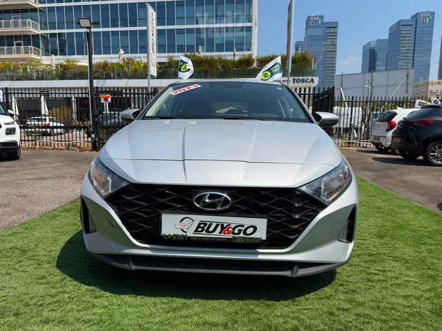 יונדאי i20