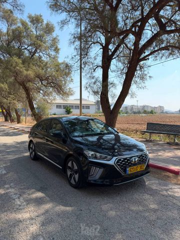 יונדאי איוניק