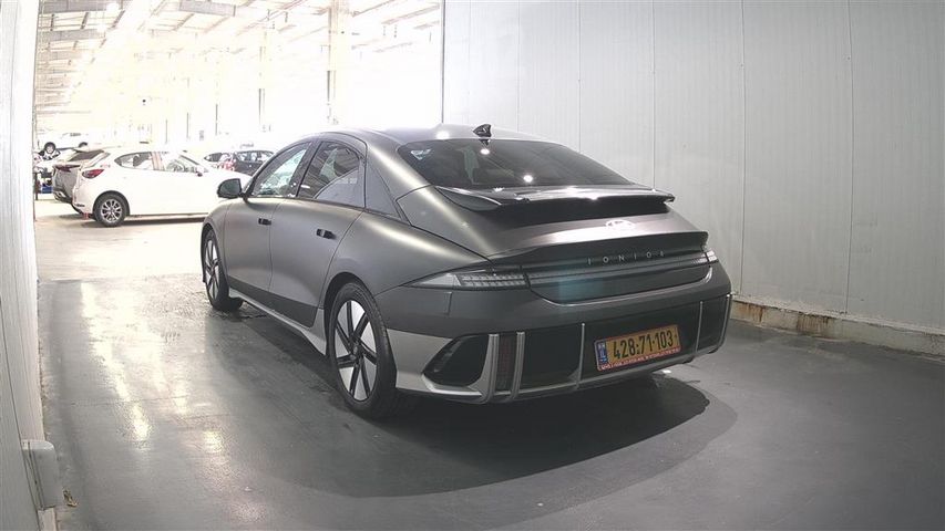 יונדאי איוניק 6