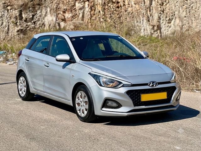 מודעת רכב יונדאי i20