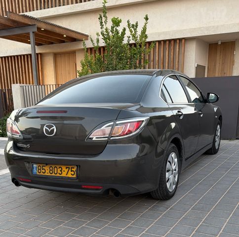 מודעת רכב מאזדה 6
