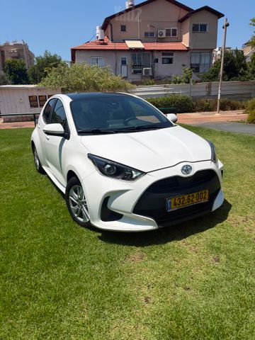 מודעת רכב טויוטה יאריס