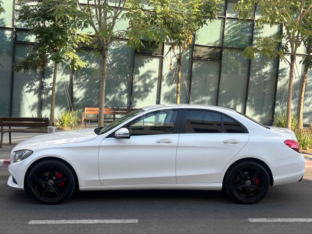 מרצדס-בנץ C-class