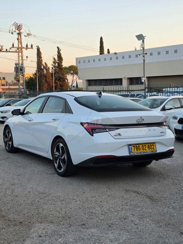 יונדאי אלנטרה