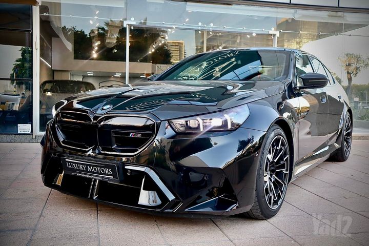 מודעת רכב ב מ וו M5