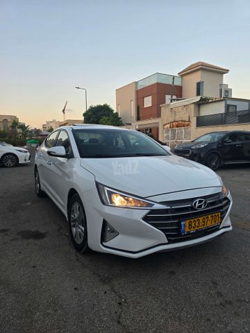 מודעת רכב יונדאי אלנטרה 1