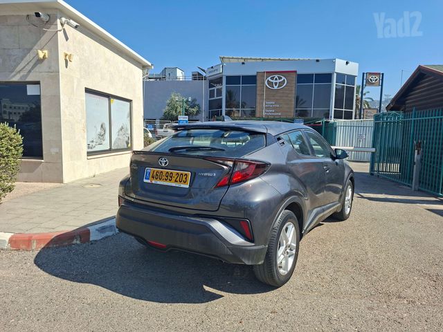 טויוטה C-HR
