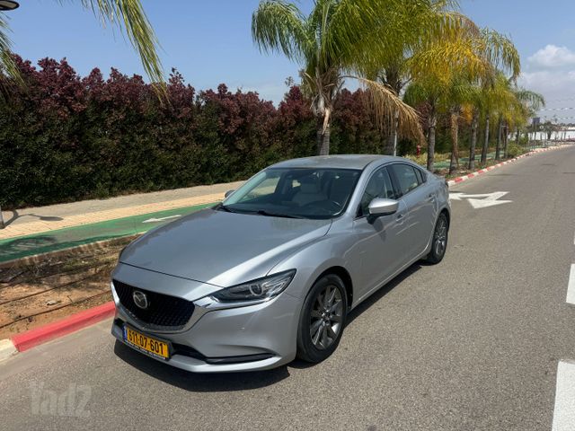 מודעת רכב מאזדה 6