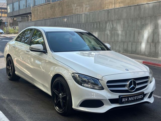 מרצדס-בנץ C-class