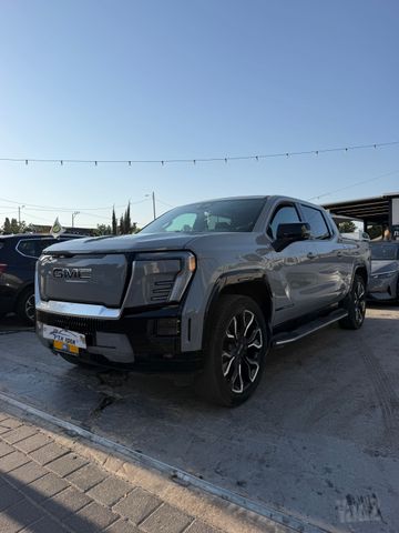 ג'י.אם.סי סיירה EV