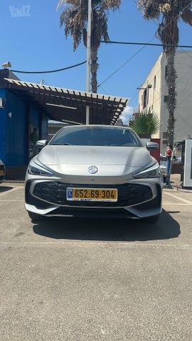 מודעת רכב אם ג'י MG3