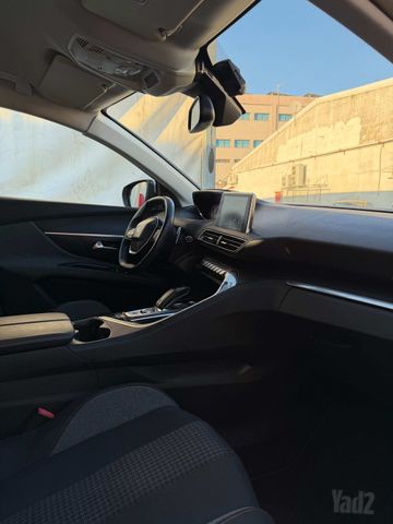 פיג'ו 3008