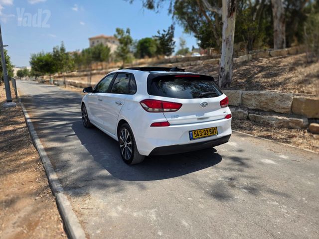יונדאי i30