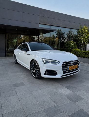 אאודי A5