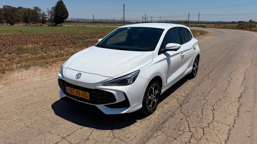 MG3 Luxury היברידי אוט׳ 1.5 (102 כ״ס)